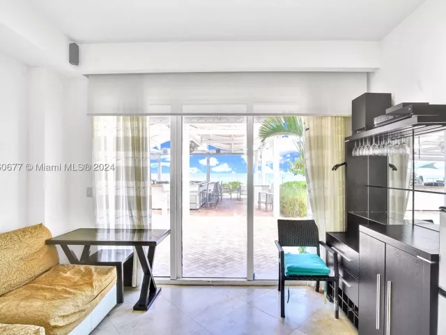 3-bedroom condo for sale in Sunny Isles Beach - 18201 Collins Ave 3404&Cabana - MondialRealty