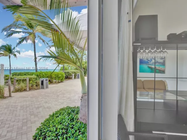 3-bedroom condo for sale in Sunny Isles Beach - 18201 Collins Ave 3404&Cabana - MondialRealty