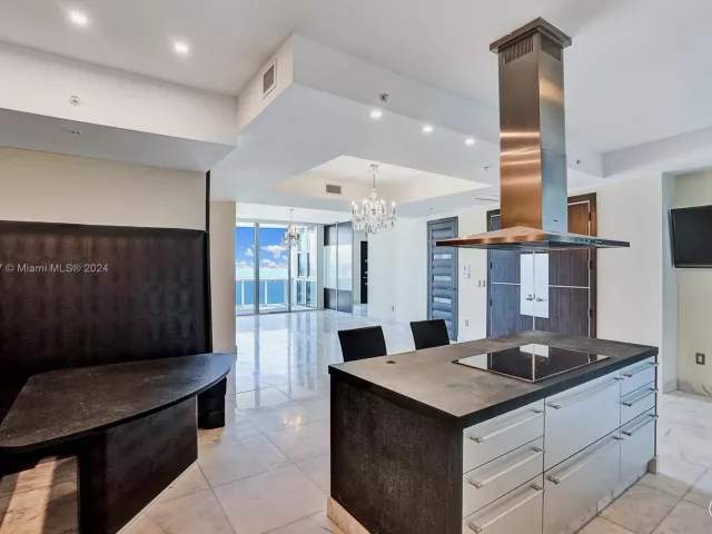 Apartment for sale  Unit #3404&Cabana - photo 5782244