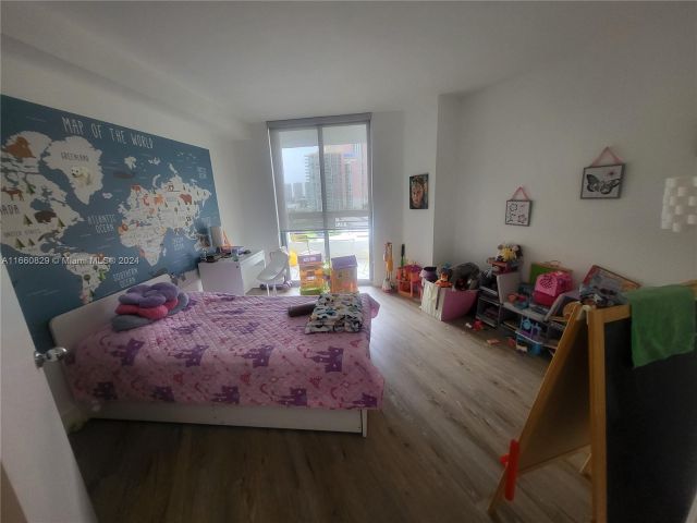 Apartment for sale  Unit #903 - photo 5690235