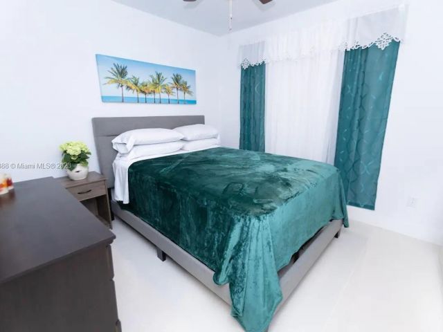 Home for sale at 3240 SW 17th Street - photo 6249445