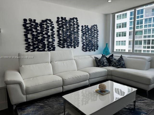 Apartment for rent  Unit #344 - photo 5684988