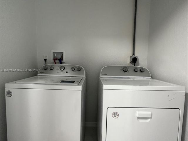 Home for sale at 1805 NW 175th St - photo 5694918