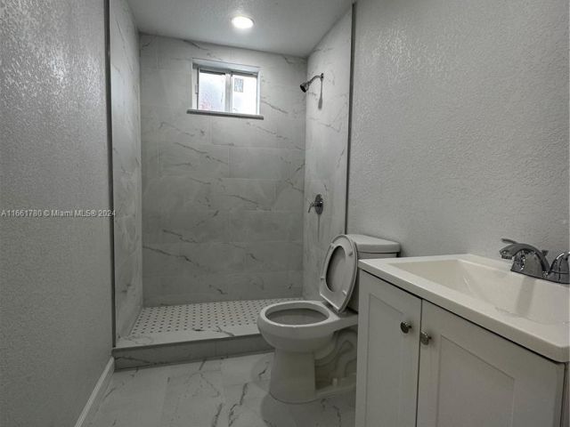 Home for sale at 1805 NW 175th St - photo 5694920