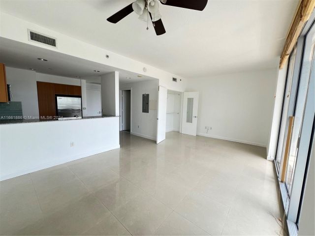 Apartment for sale  Unit #3509 - photo 5606614