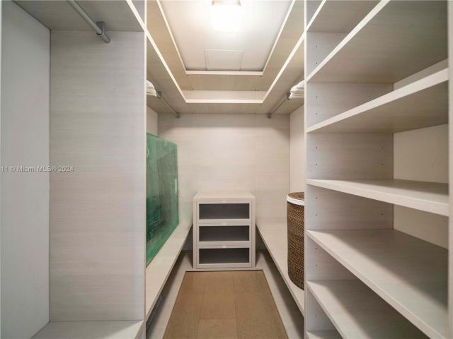 Apartment for sale  Unit #1201 - photo 5608366