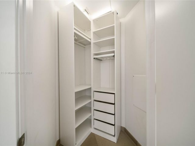 Apartment for sale  Unit #1201 - photo 5608370