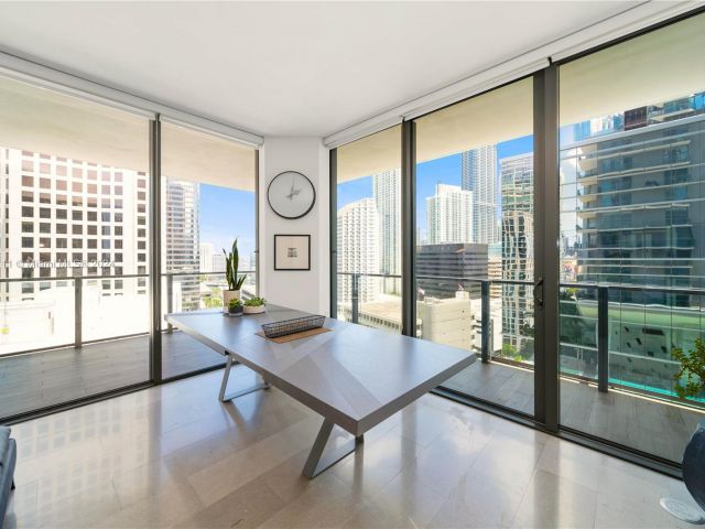 Apartment for sale  Unit #1201 - photo 5608372