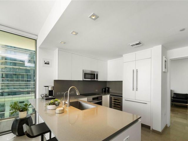 Apartment for sale  Unit #1201 - photo 5608375