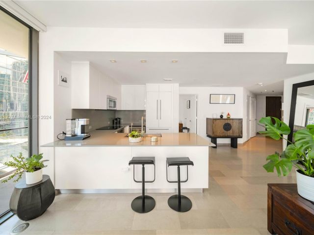 Apartment for sale  Unit #1201 - photo 5608376