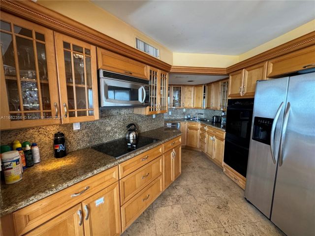 Apartment for sale  Unit #1023 & 1123 - photo 5692745