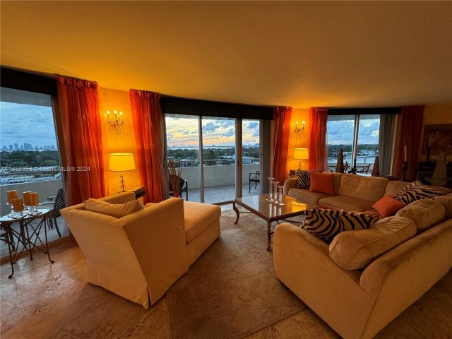 Apartment for sale  Unit #1023 & 1123 - photo 5692756