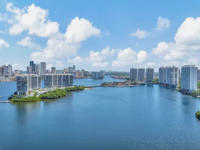 Apartment for sale  Unit #2708 - photo 5687028