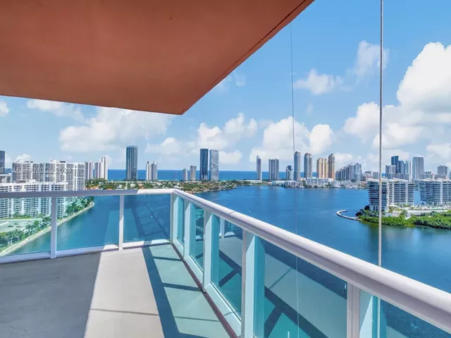 Apartment for sale  Unit #2708 - photo 5687029