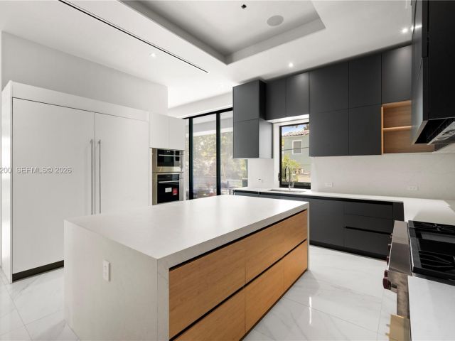 Home for sale at 4430 Nautilus Dr - photo 7522090