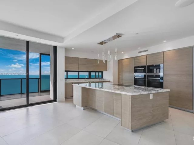 Apartment for rent  Unit #5001 - photo 5770906