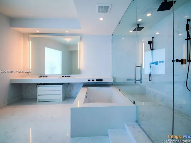 Apartment for rent  Unit #5001 - photo 5770908