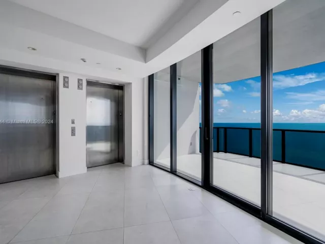 Apartment for rent  Unit #5001 - photo 5770910