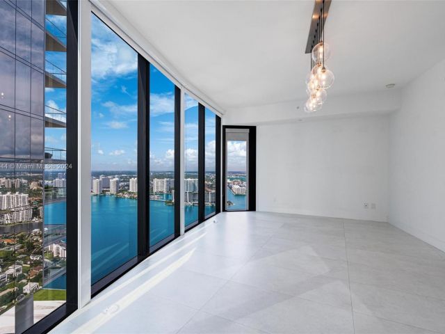 Apartment for rent  Unit #5001 - photo 5770901