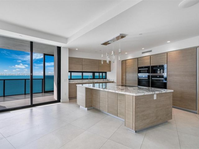 Apartment for rent  Unit #5001 - photo 5770906