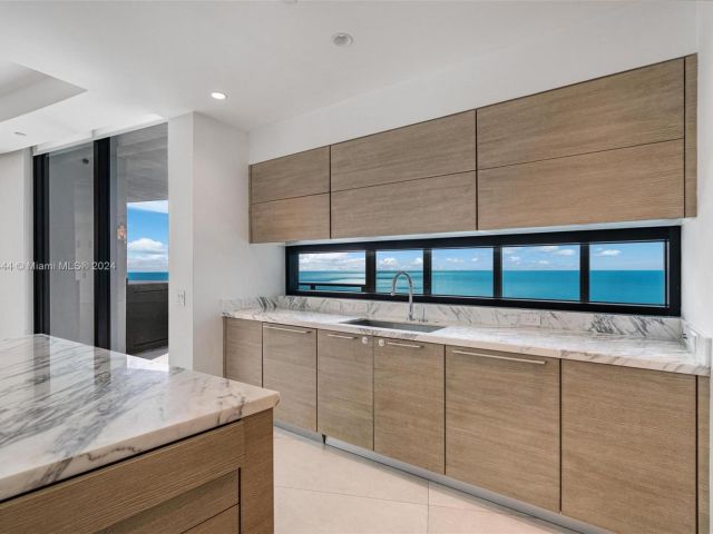 Apartment for rent  Unit #5001 - photo 5770907