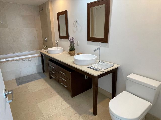 Apartment for sale  Unit #4006 - photo 5614169