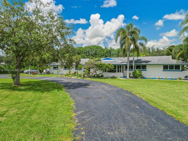 Home for sale at 17421 SW 300th St - photo 5788758