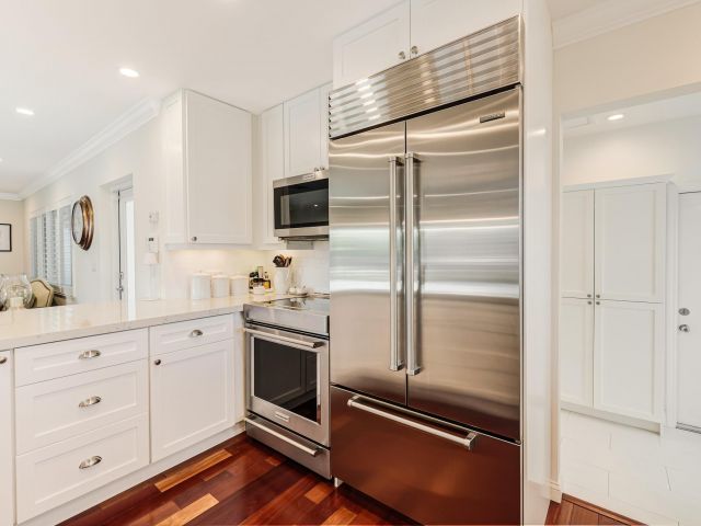 Home for sale at 2140 NE 24th St - photo 5822846