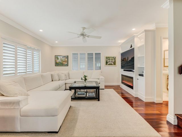 Home for sale at 2140 NE 24th St - photo 5822857