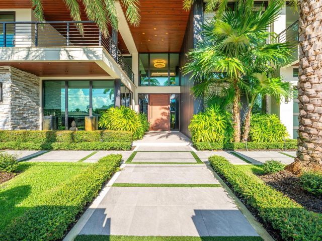 Home for sale at 600 5th Key Dr - photo 5806850