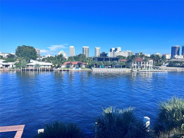 Home for sale at 600 5th Key Dr - photo 5806852