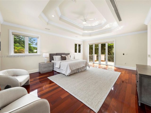 Home for sale at 5770 La Luneta Ave - photo 5552059