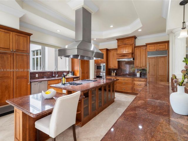 Home for sale at 5770 La Luneta Ave - photo 5552064