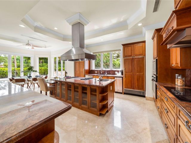 Home for sale at 5770 La Luneta Ave - photo 5552065