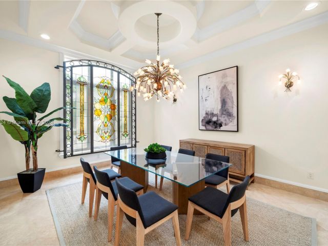 Home for sale at 5770 La Luneta Ave - photo 5552067