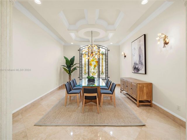 Home for sale at 5770 La Luneta Ave - photo 5552068