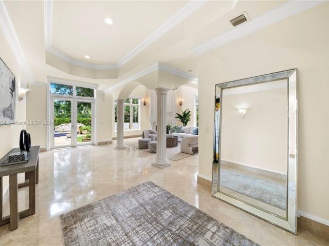 Home for sale at 5770 La Luneta Ave - photo 5552072