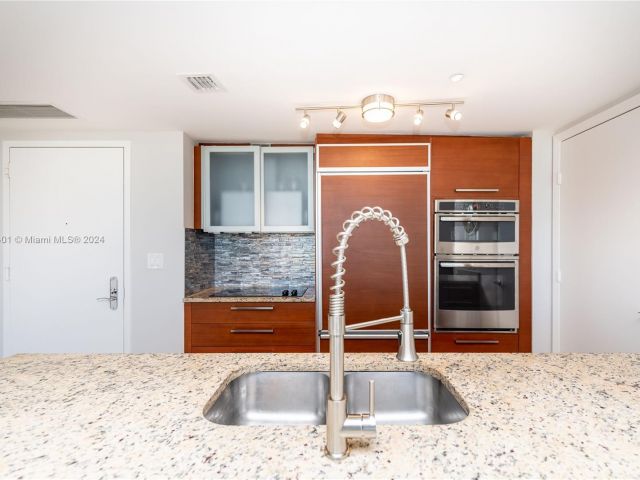 Apartment for rent  Unit #2907 - photo 5672830