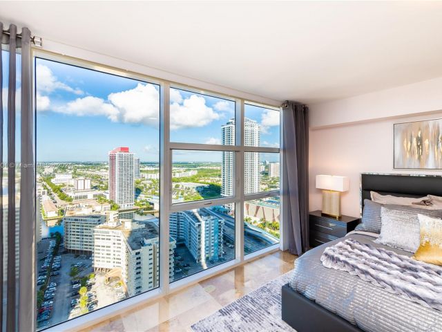 Apartment for rent  Unit #2907 - photo 5672834