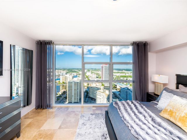 Apartment for rent  Unit #2907 - photo 5672845