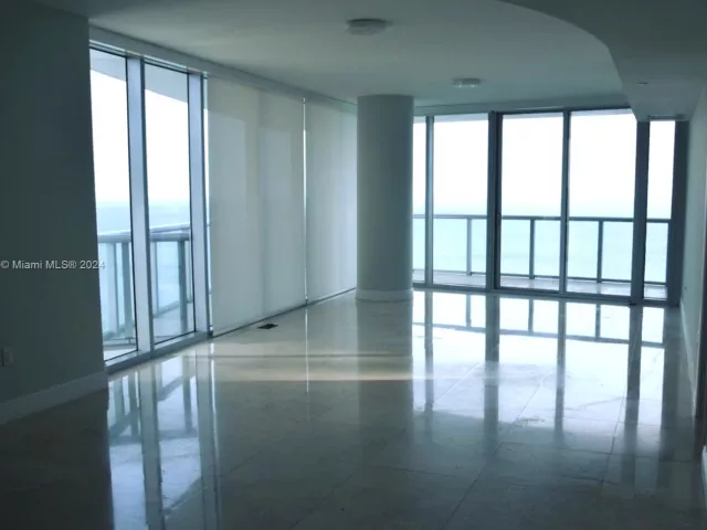 Apartment for sale  Unit #3208 - photo 5670364