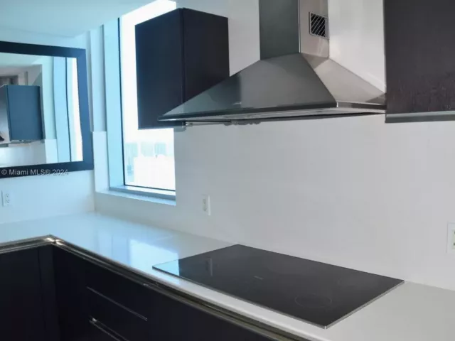 Apartment for sale  Unit #3208 - photo 5670354