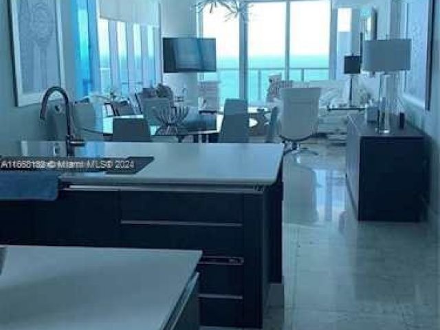 Apartment for sale  Unit #3208 - photo 5670359