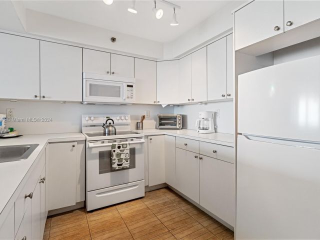 Apartment for sale  Unit #BTH4 - photo 5791002