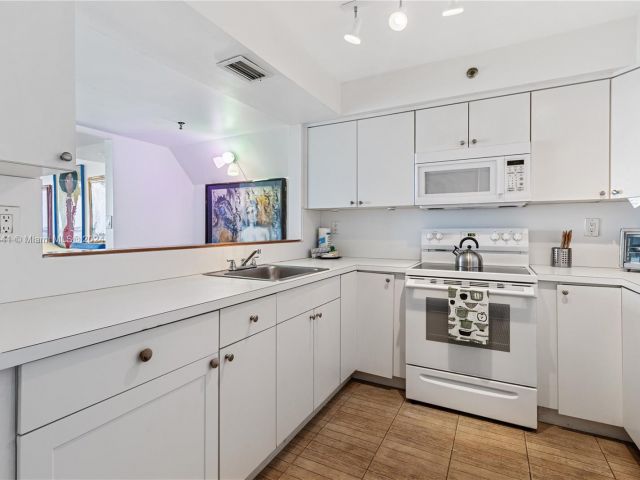 Apartment for sale  Unit #BTH4 - photo 5791004