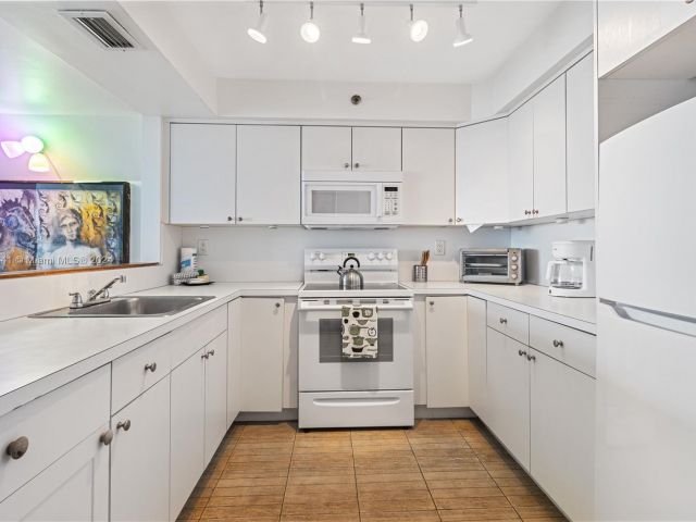 Apartment for sale  Unit #BTH4 - photo 5791005