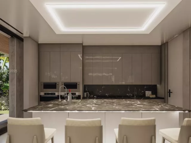 5-bedroom home for sale in Sunny Isles Beach - 262 189th Ter - MondialRealty