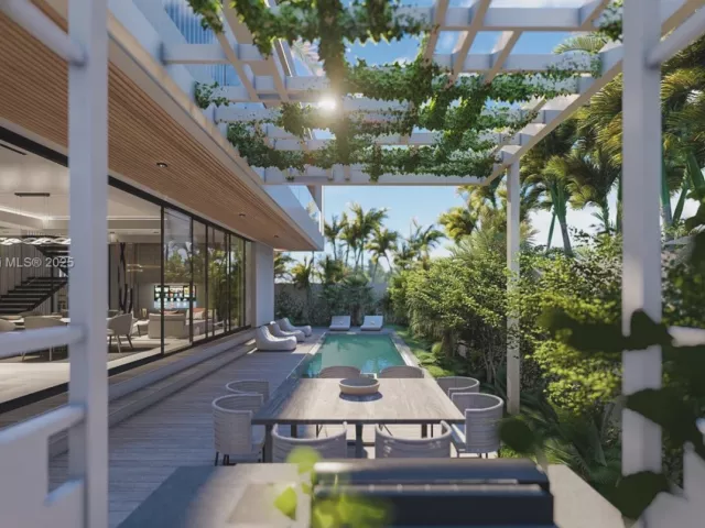 5-bedroom home for sale in Sunny Isles Beach - 262 189th Ter - MondialRealty