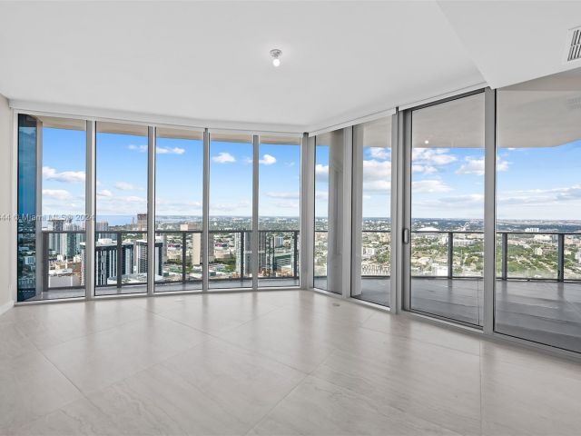 Apartment for sale  Unit #PH 5412 - photo 6922777