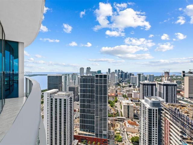 Apartment for sale  Unit #PH 5412 - photo 6922781